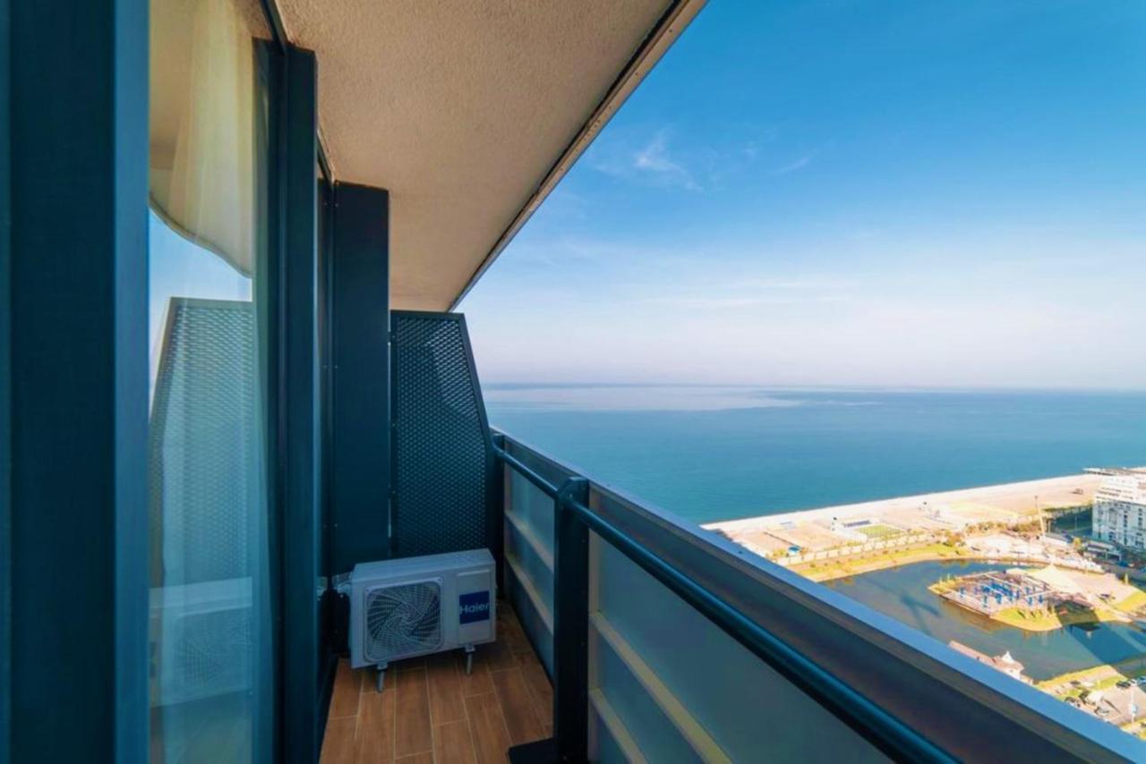 General Sea View Apartments In Orbi City Batumi Kültér fotó